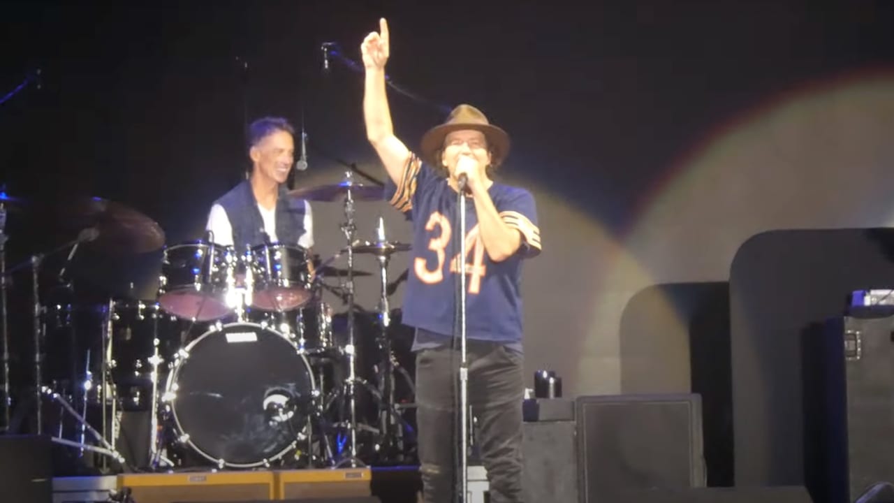 Pearl Jam toca 'Gremmie Out Of Control' ao vivo pela primeira vez no Ohana Fest