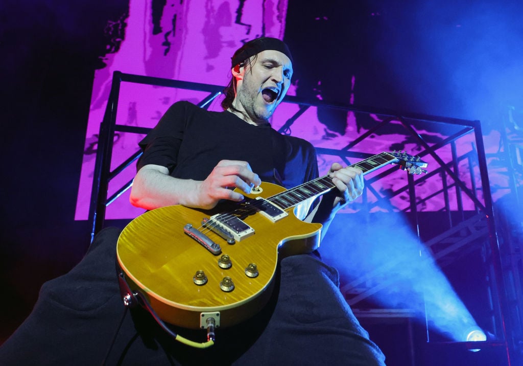 Josh Klinghoffer é indiciado por homicídio culposo após atropelar pedestre em LA
