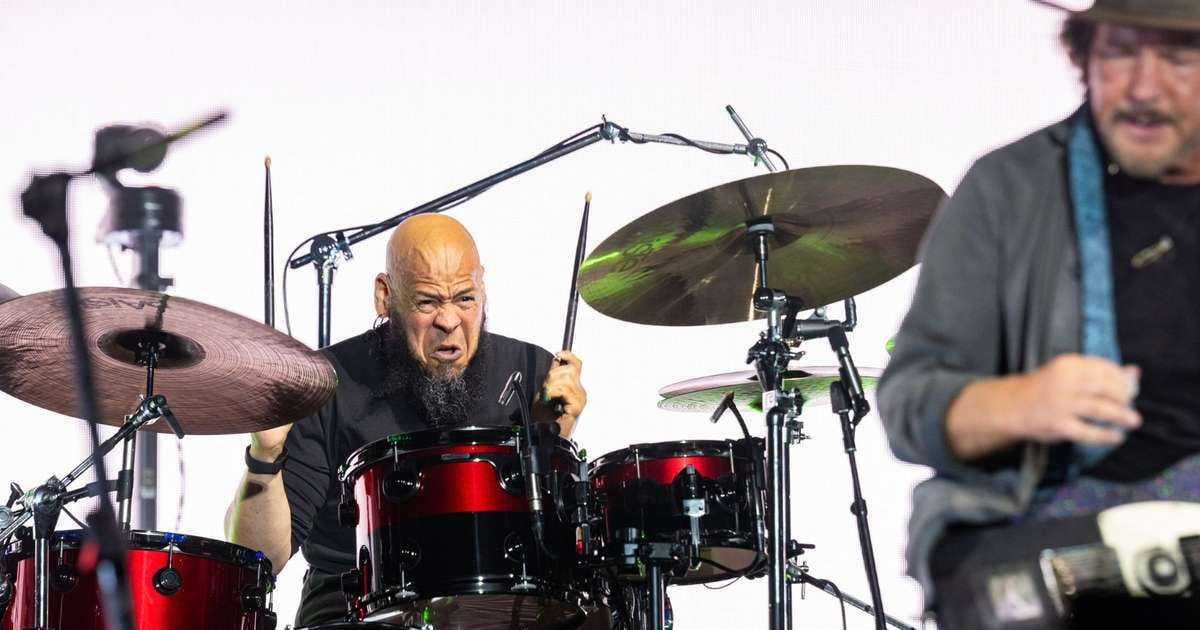 Pearl Jam surpreende o Ohana Festival com Laboriel Jr. na bateria