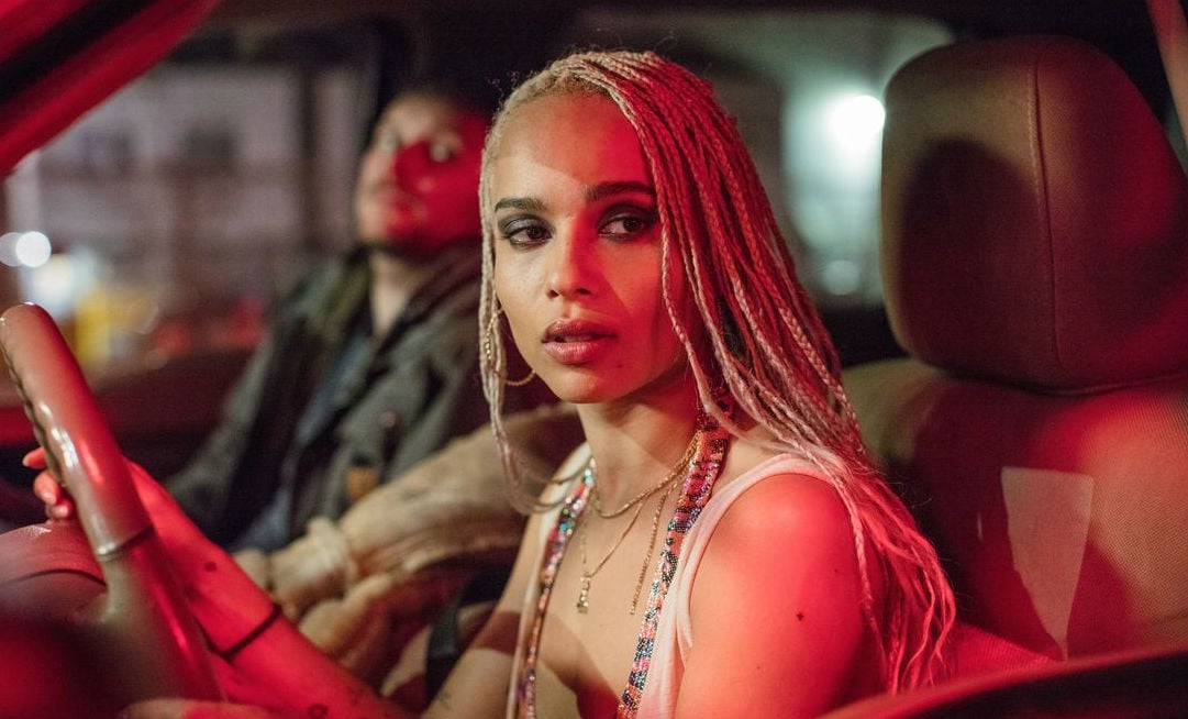 Zoë Kravitz explica o que 'Pearl Jam' significa, em jogo de beber dos anos 90