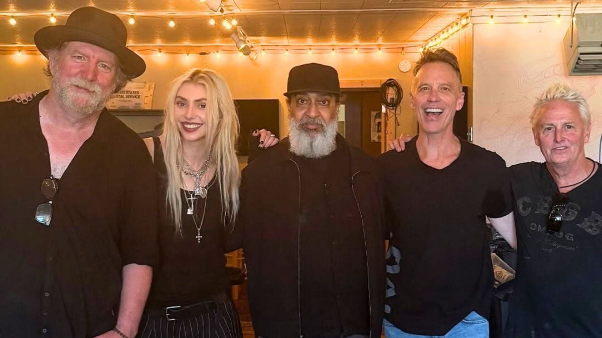 Soundgarden finaliza album postumo com Terry Date e Joe Barresi