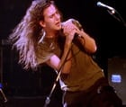 Eddie flagrado no show da Taylor e Jeff Ament em book tour em Londres