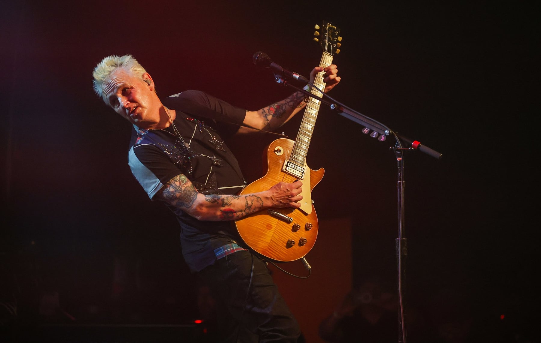 Farewell to Seasons: graphic novel e rock opera de Mike McCready chegam em outubro